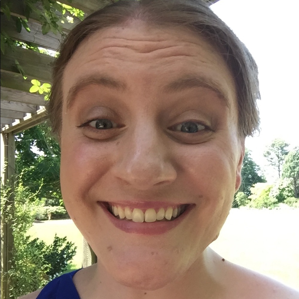 Meet your posher, Kristi!